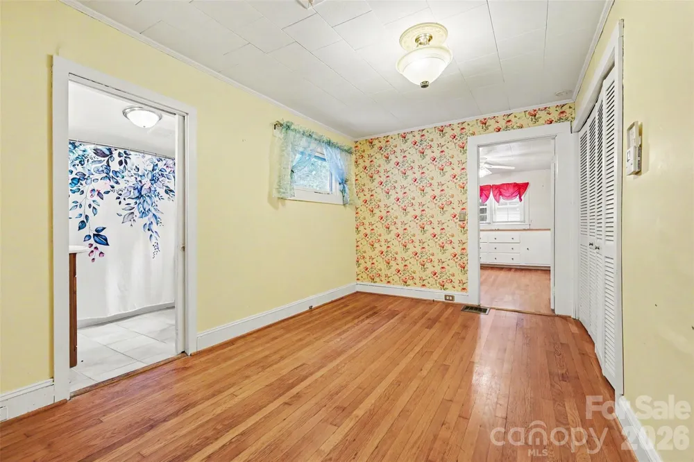 515 Hill Street Dallas, NC 28034
