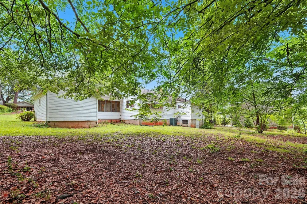 515 Hill Street Dallas, NC 28034