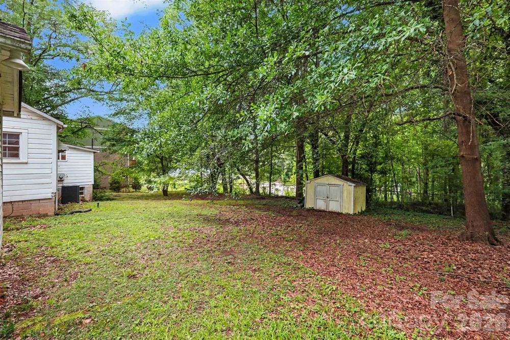 515 Hill Street Dallas, NC 28034
