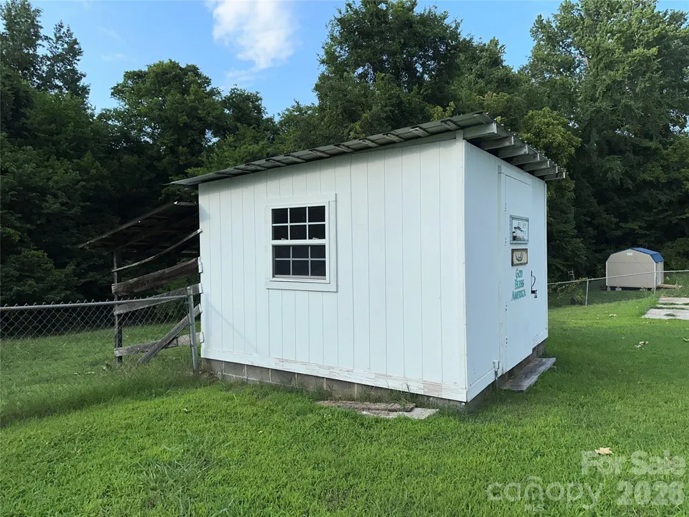 175 Grove Street Cooleemee, NC 27014