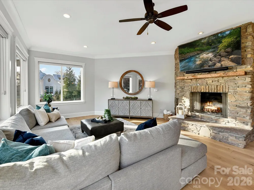 18014 Whispering Oaks Drive Cornelius, NC 28031
