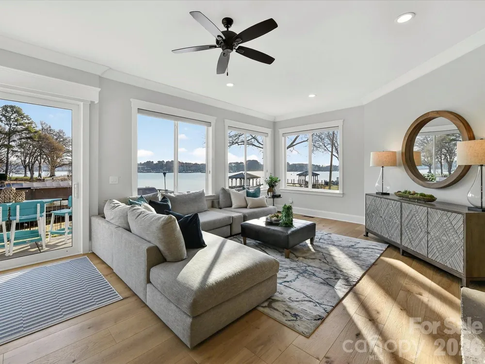 18014 Whispering Oaks Drive Cornelius, NC 28031