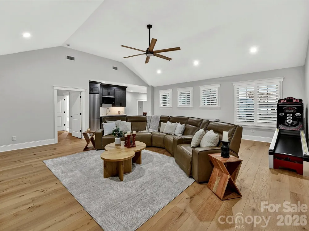 18014 Whispering Oaks Drive Cornelius, NC 28031
