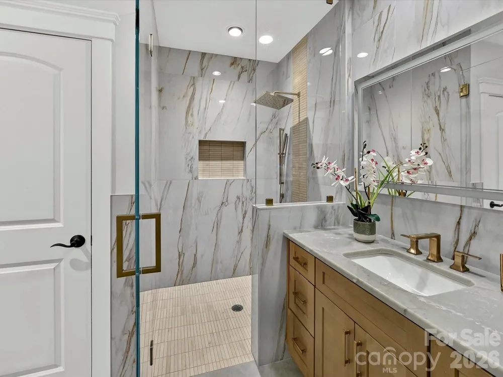 18014 Whispering Oaks Drive Cornelius, NC 28031