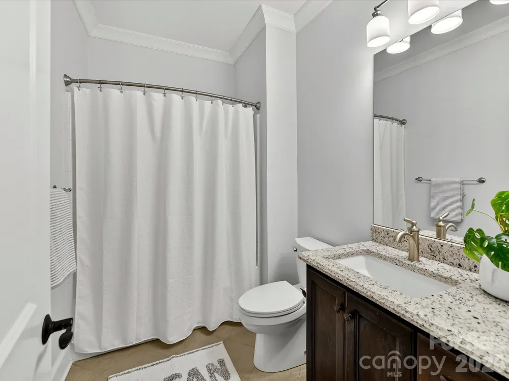 18014 Whispering Oaks Drive Cornelius, NC 28031