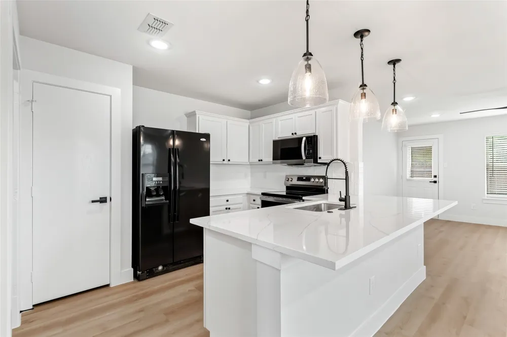 3615 Rio Blanco Drive Dallas, TX 75227