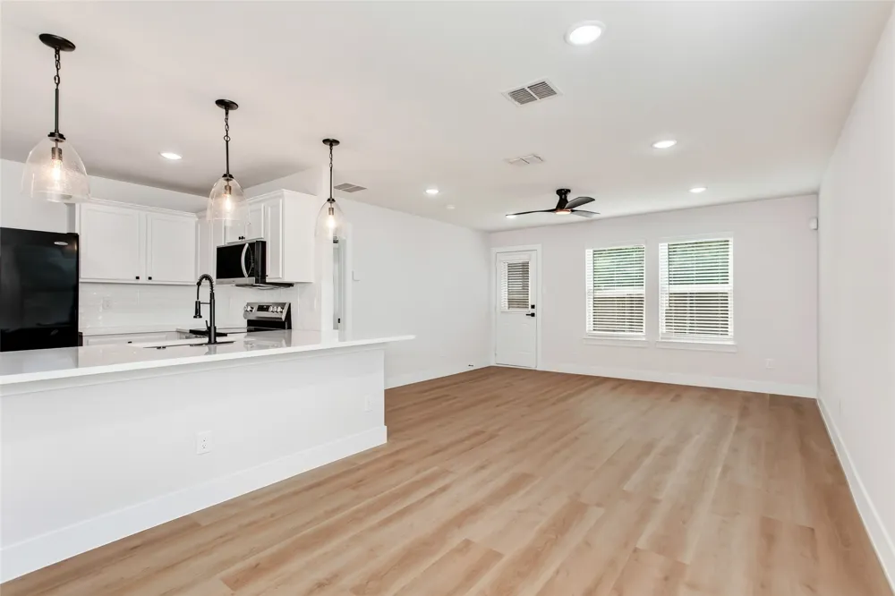 3615 Rio Blanco Drive Dallas, TX 75227