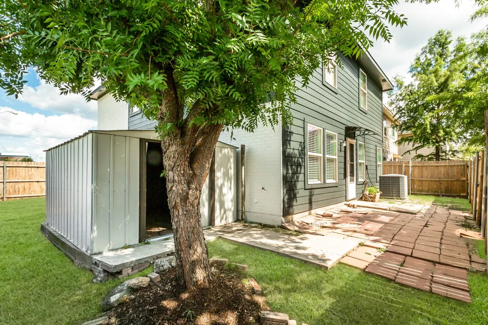 3615 Rio Blanco Drive Dallas, TX 75227