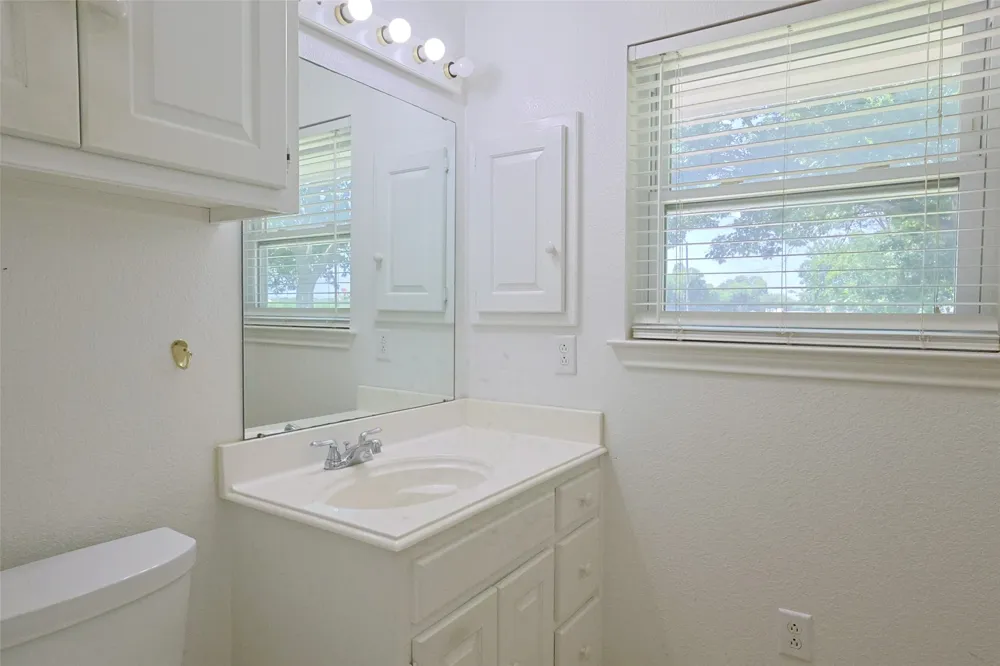 2550 W Lucas Road Lucas, TX 75002