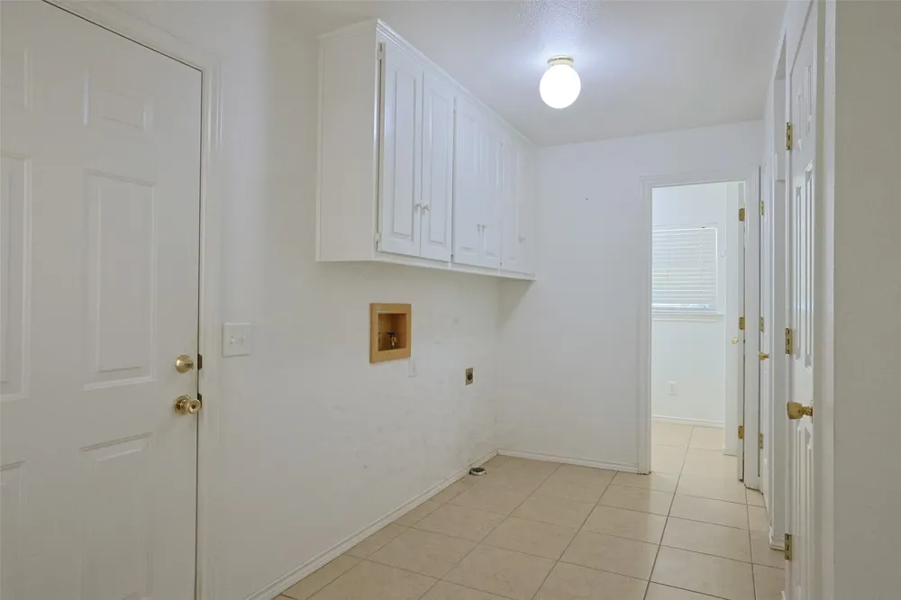 2550 W Lucas Road Lucas, TX 75002