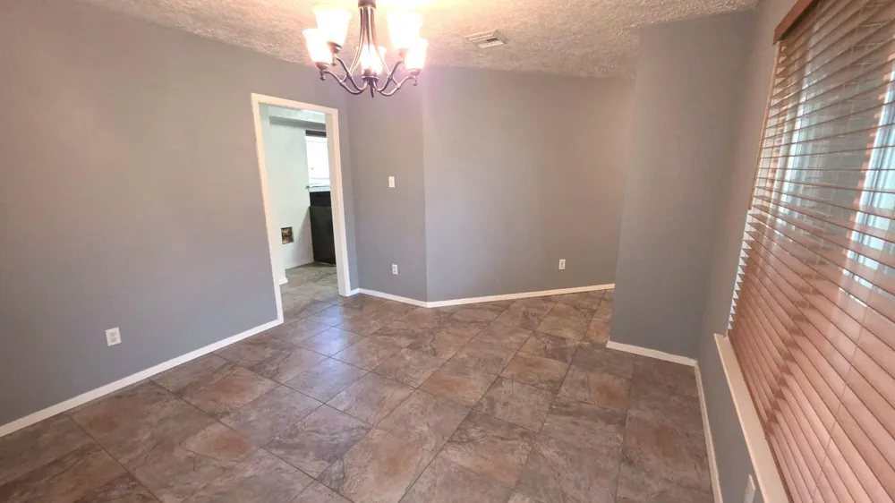 9811 Rocky Hollow Road La Porte, TX 77571