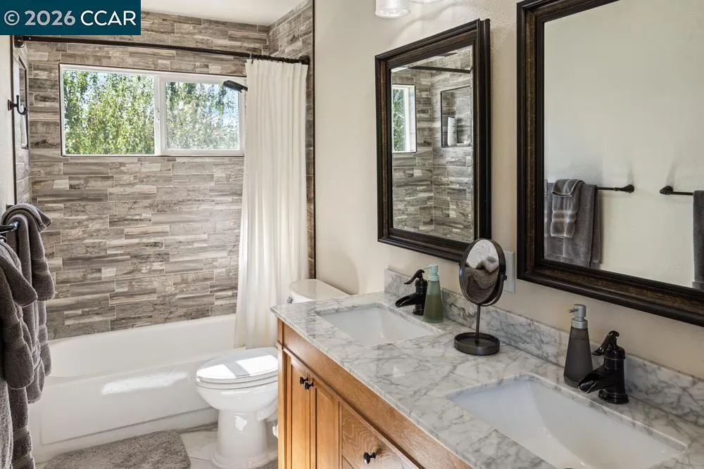 11 Mt Lee Pl Clayton, CA 94517