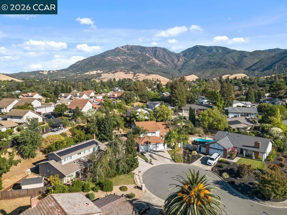 11 Mt Lee Pl Clayton, CA 94517