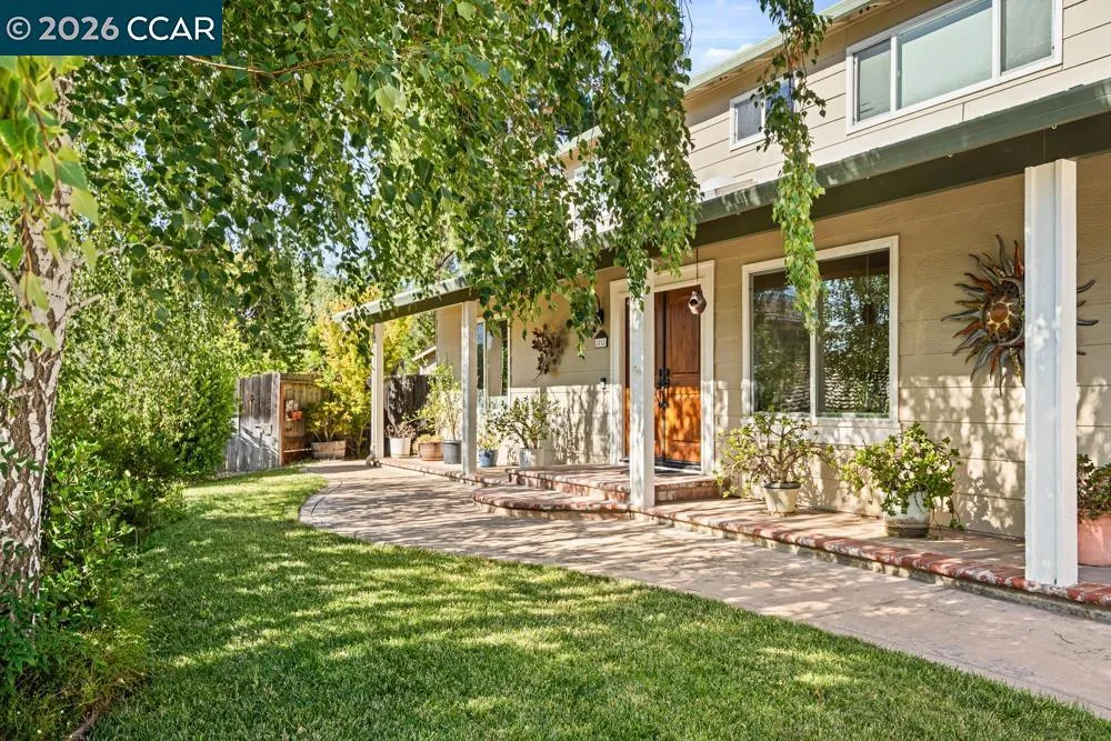 11 Mt Lee Pl Clayton, CA 94517