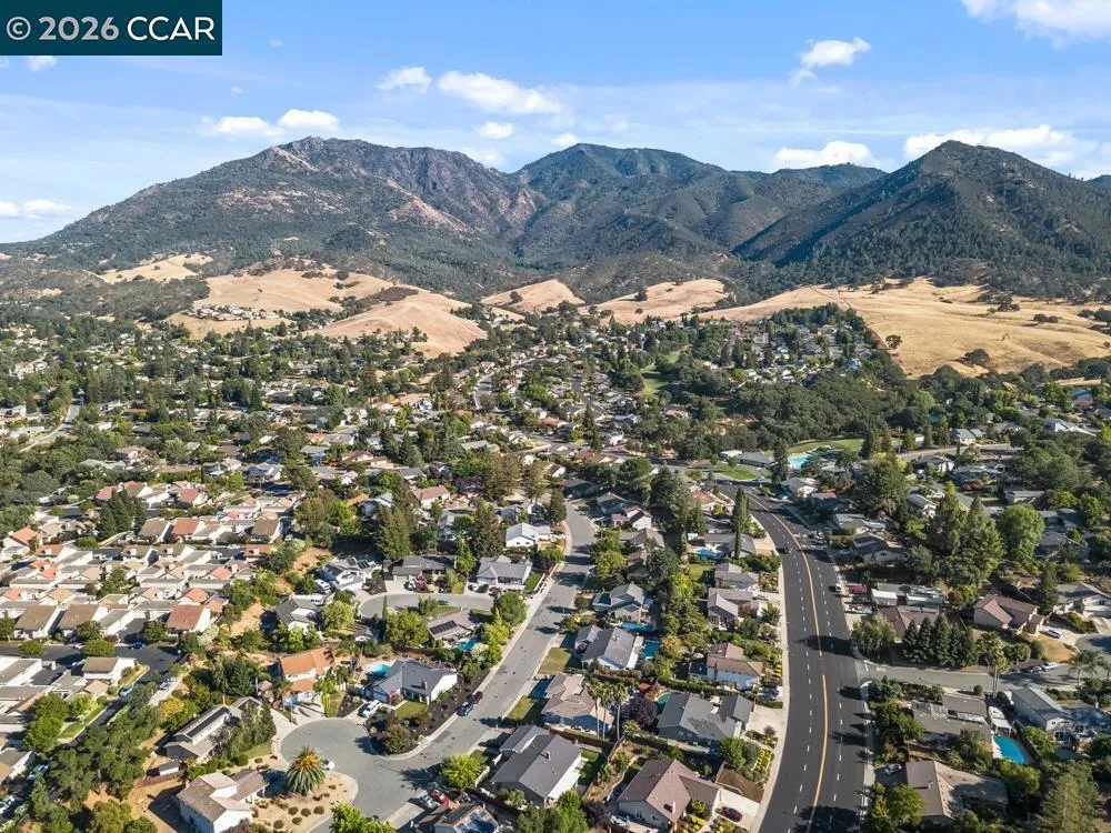 11 Mt Lee Pl Clayton, CA 94517