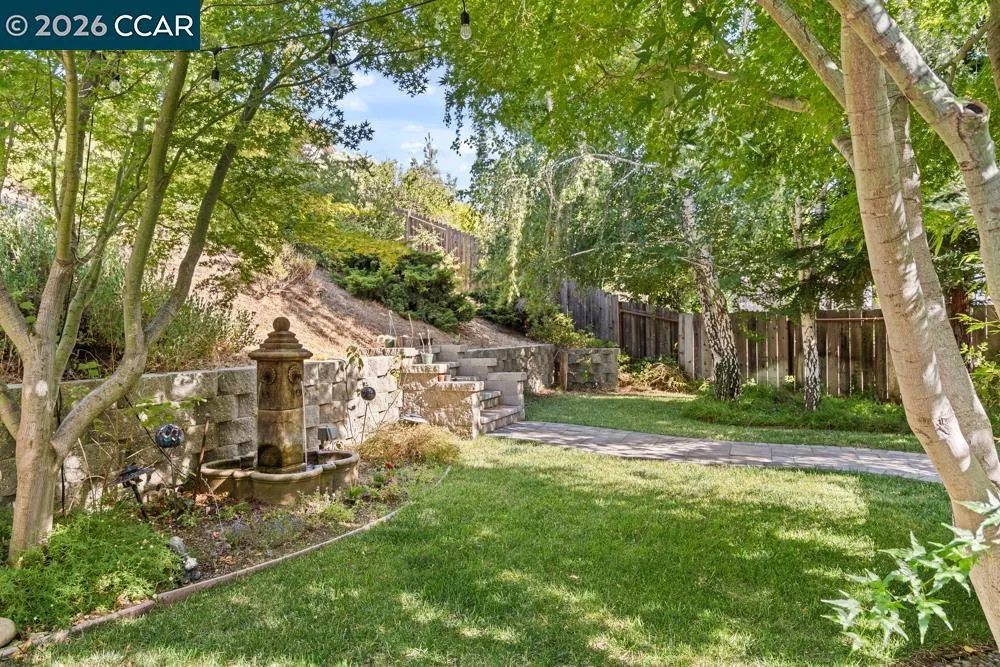 11 Mt Lee Pl Clayton, CA 94517