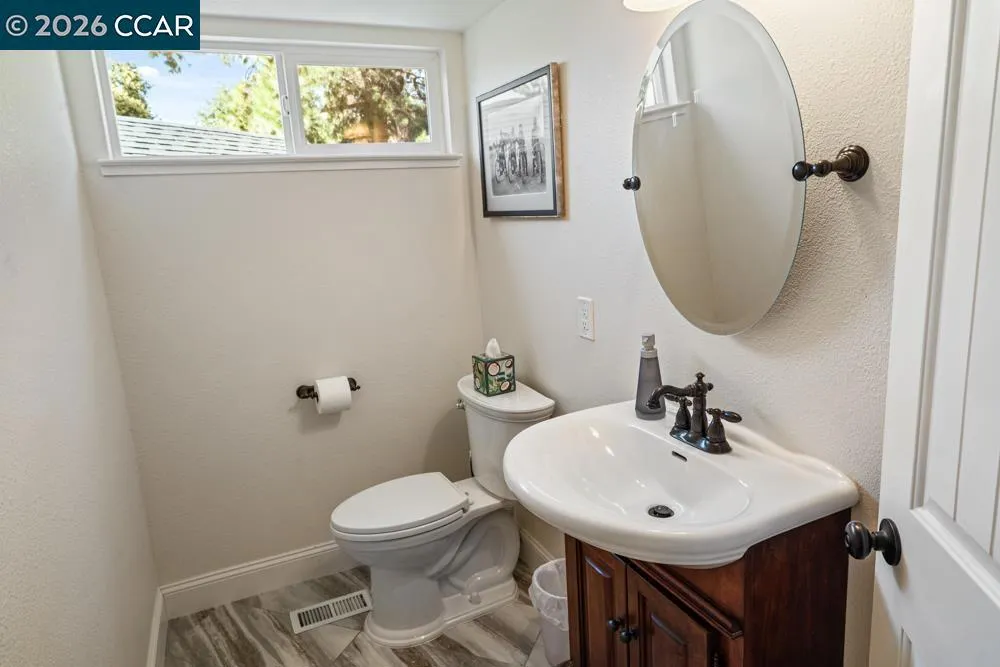 11 Mt Lee Pl Clayton, CA 94517