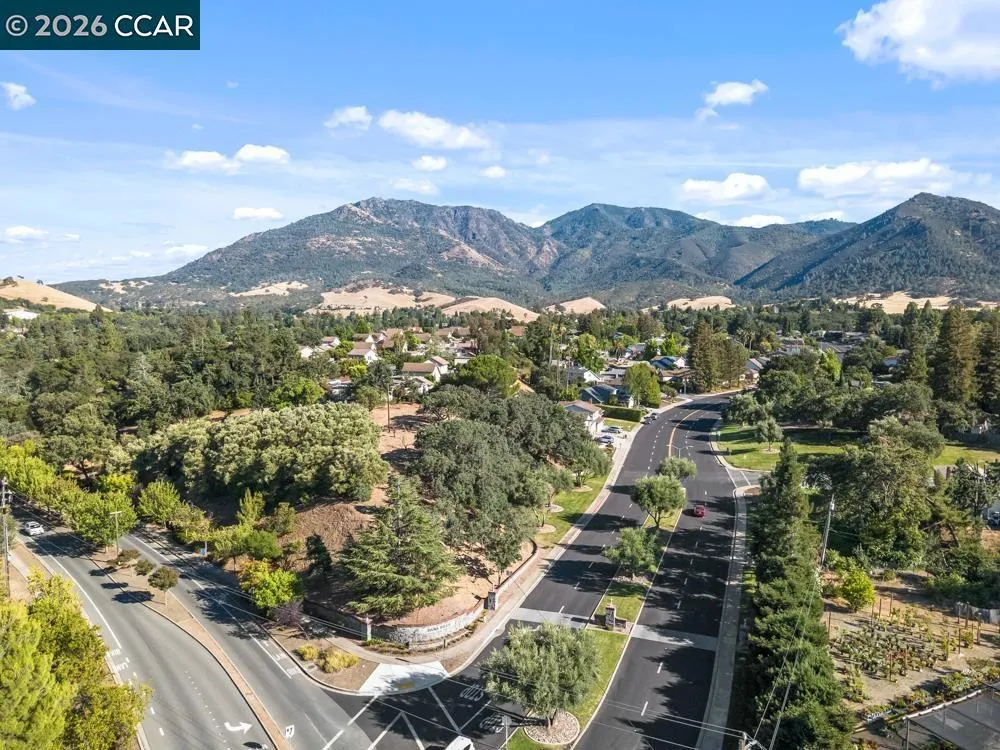 11 Mt Lee Pl Clayton, CA 94517