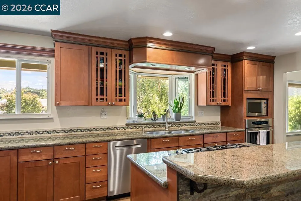 11 Mt Lee Pl Clayton, CA 94517
