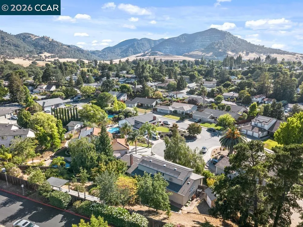 11 Mt Lee Pl Clayton, CA 94517