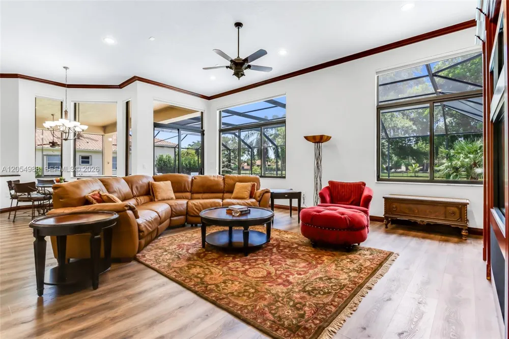 13860 SW 40th St Davie, FL 33330