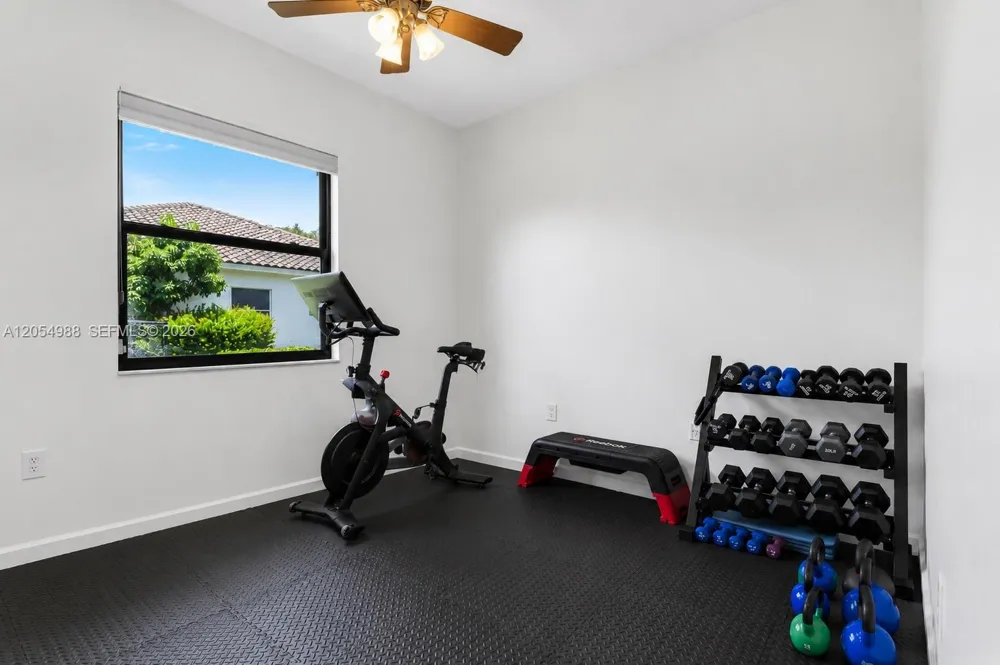 13860 SW 40th St Davie, FL 33330