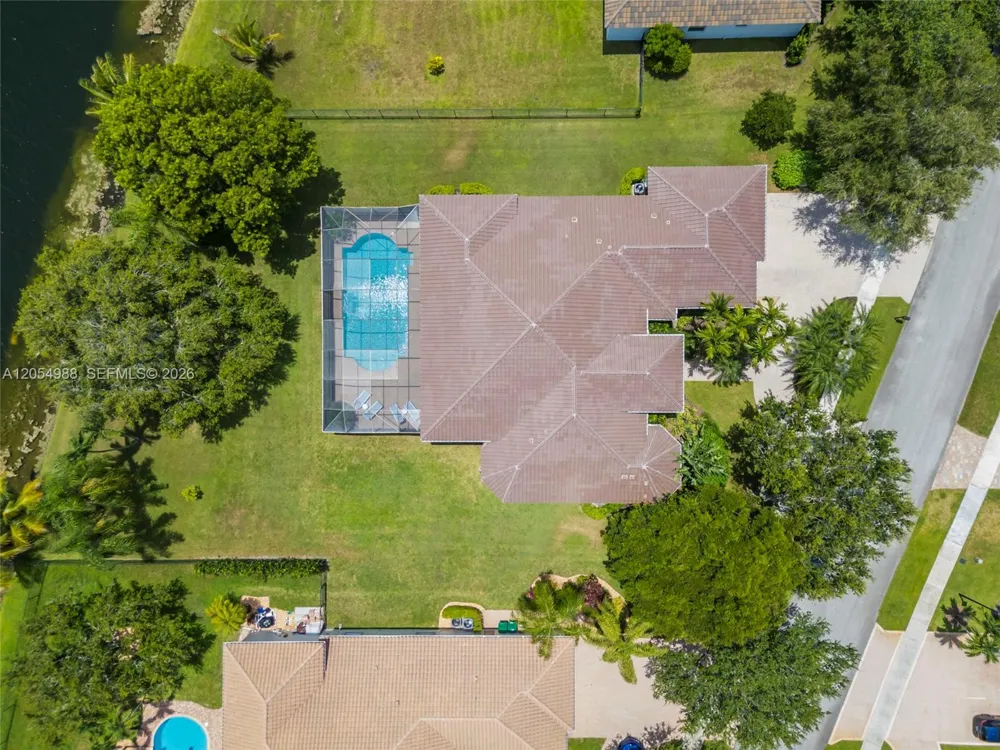 13860 SW 40th St Davie, FL 33330