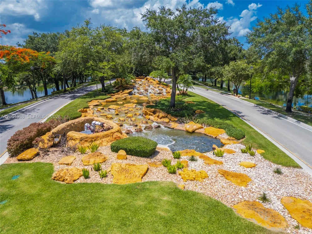 13860 SW 40th St Davie, FL 33330