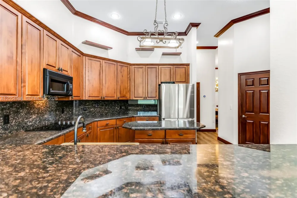 13860 SW 40th St Davie, FL 33330