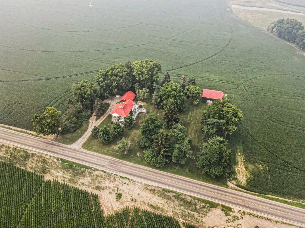 31465 W Colon Road Colon Township, MI 49040