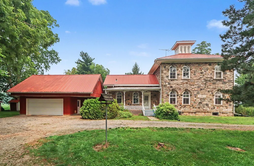 31465 W Colon Road Colon Township, MI 49040