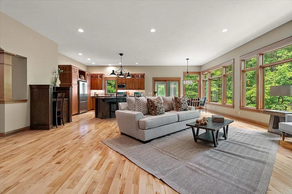 2066 Meek Drive NE Plainfield Charter Township, MI 49306