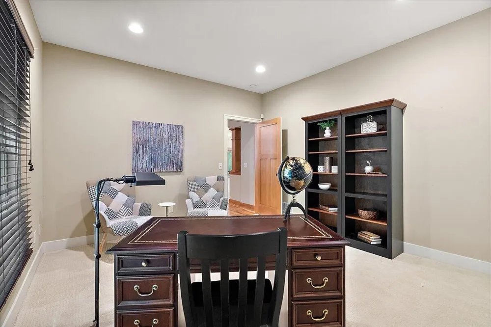 2066 Meek Drive NE Plainfield Charter Township, MI 49306