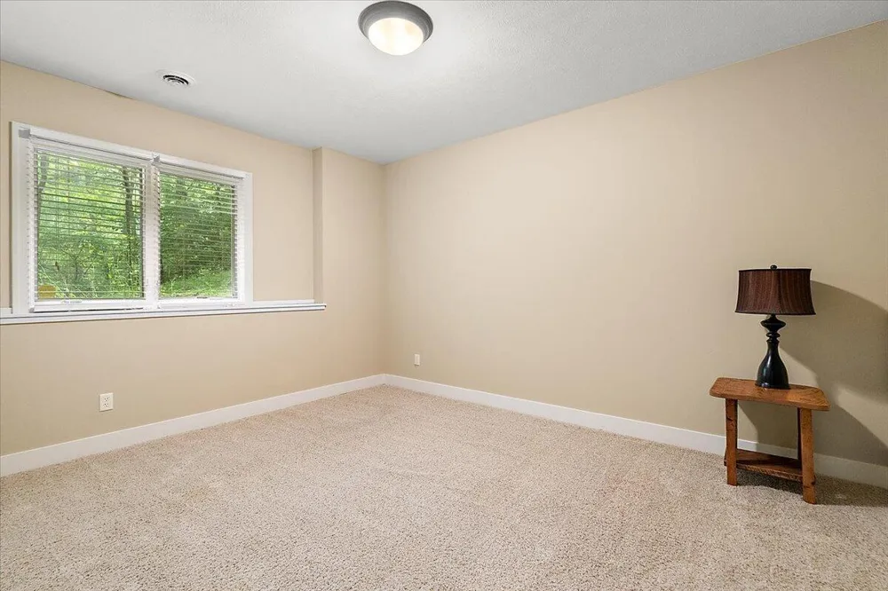 2066 Meek Drive NE Plainfield Charter Township, MI 49306