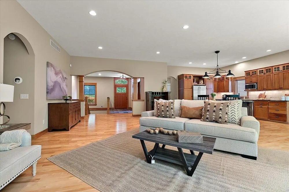 2066 Meek Drive NE Plainfield Charter Township, MI 49306