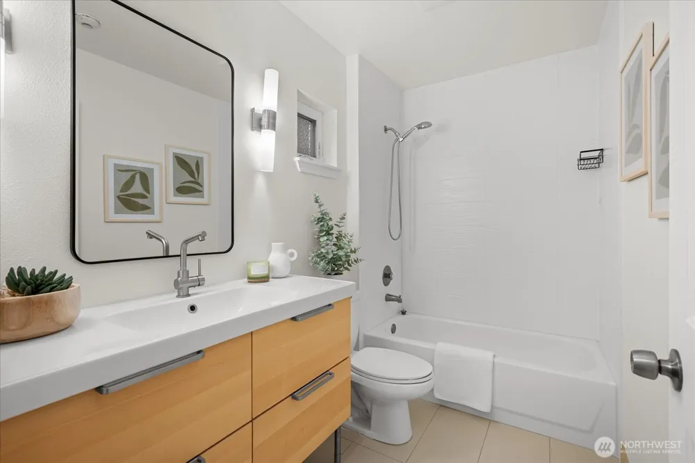 18003 NE 93rd Court #3 Redmond, WA 98052