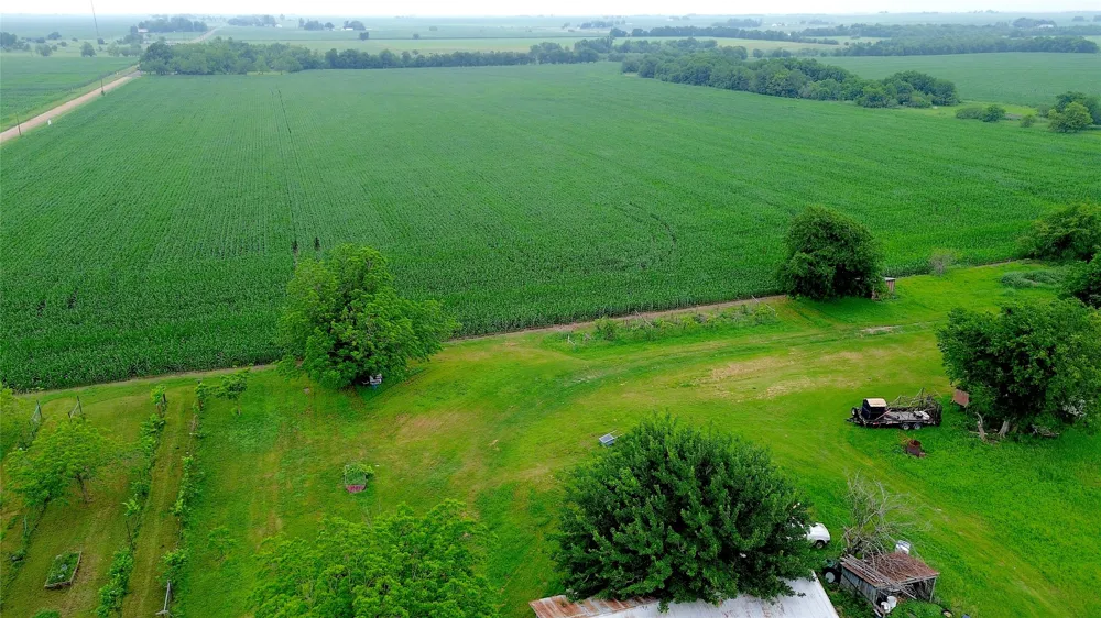 3501 County Road 409 Taylor, TX 76574