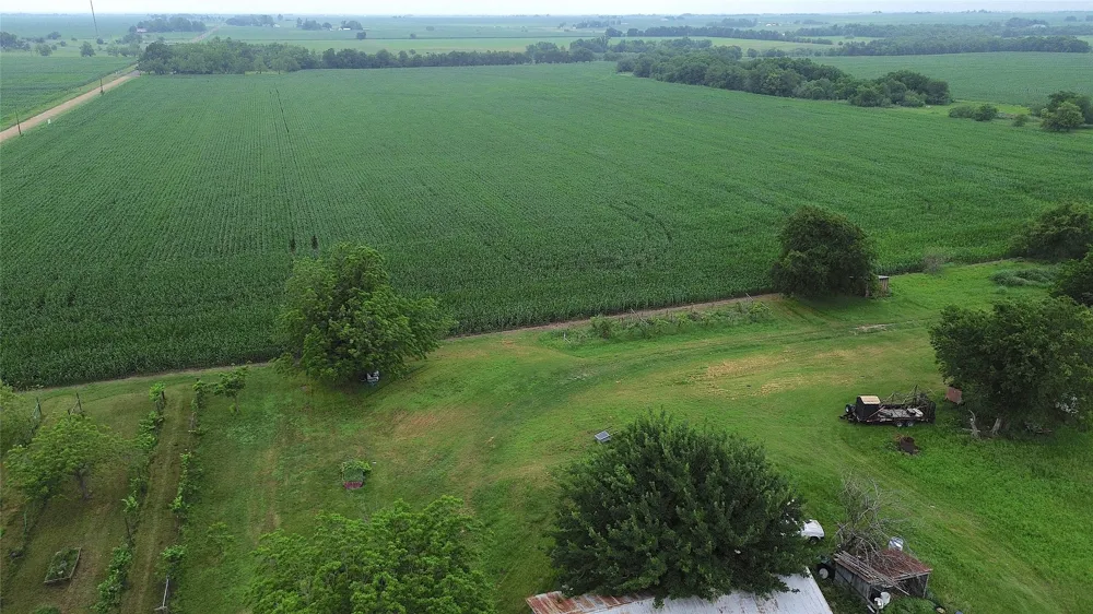 3501 County Road 409 Taylor, TX 76574