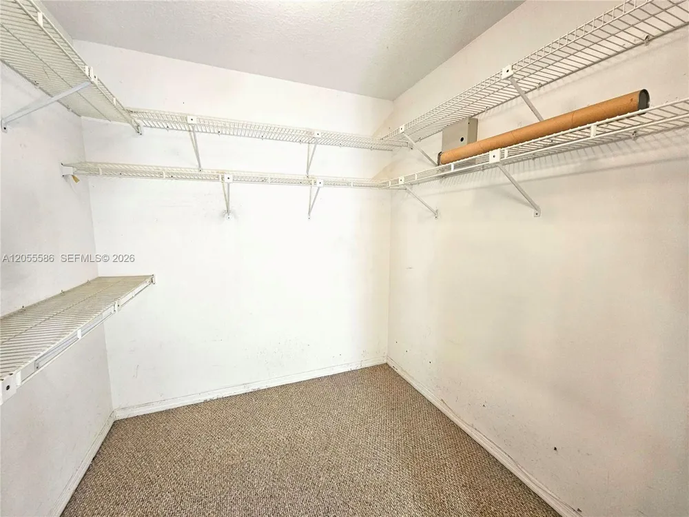 8727 NW 150th Ter Miami Lakes, FL 33018