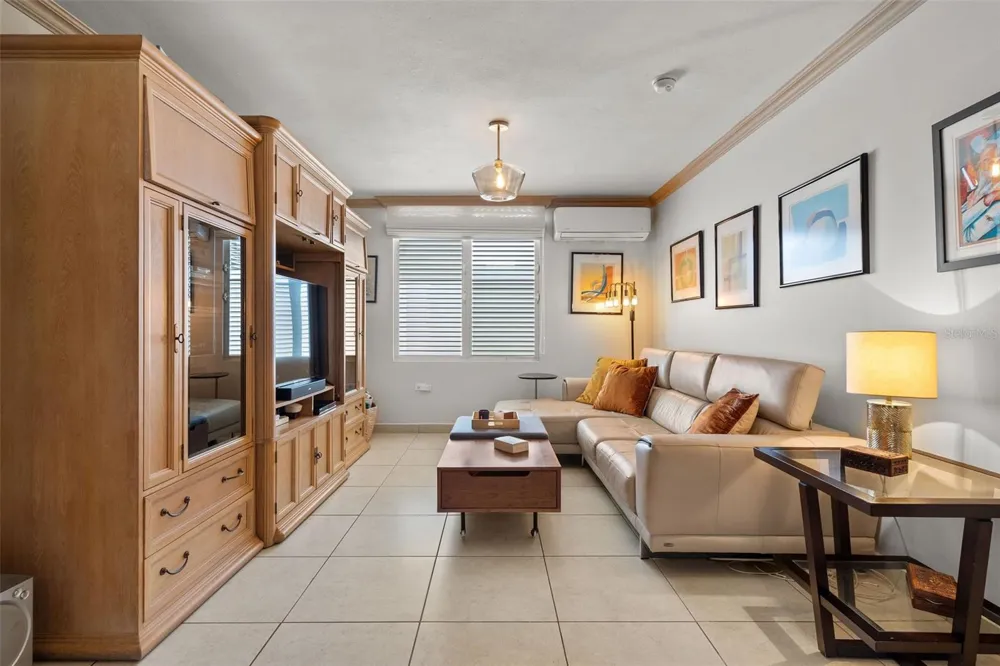 377 CORREDOR DE LA ARBOLEDA Dorado, PR 00646
