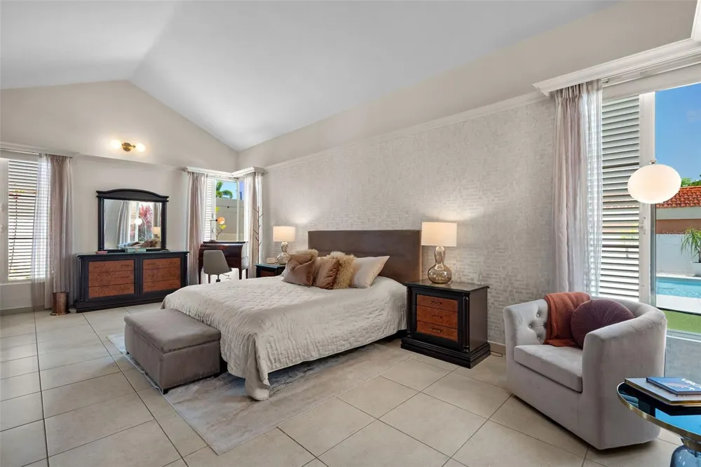 377 CORREDOR DE LA ARBOLEDA Dorado, PR 00646