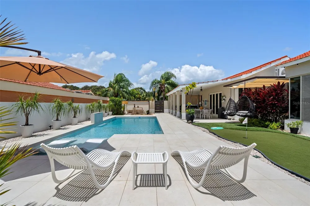 377 CORREDOR DE LA ARBOLEDA Dorado, PR 00646