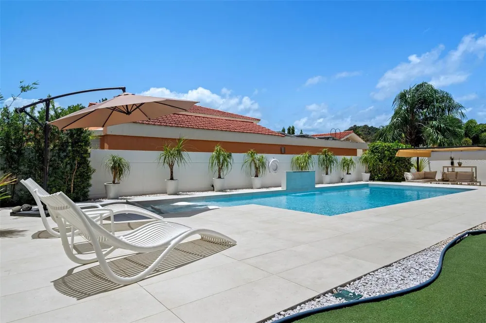 377 CORREDOR DE LA ARBOLEDA Dorado, PR 00646