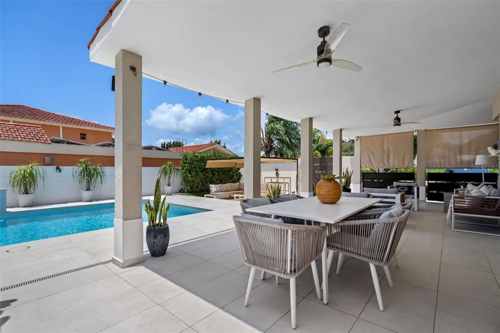 377 CORREDOR DE LA ARBOLEDA Dorado, PR 00646