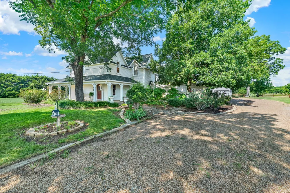 1425 Lone Star Road Celina, TX 75009