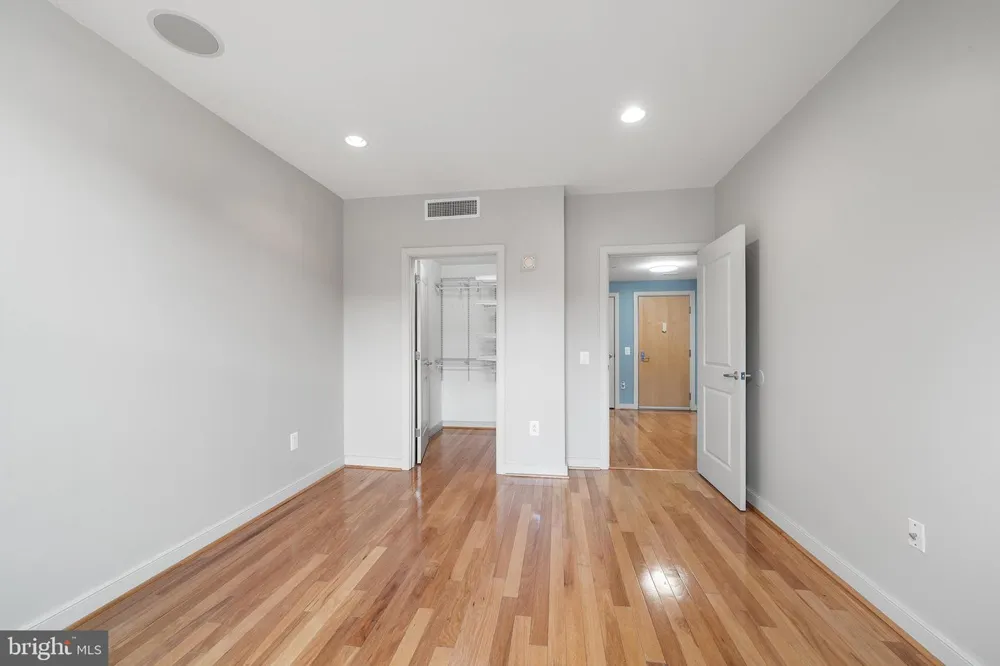 111 S 15TH STREET #2008 Philadelphia, PA 19102
