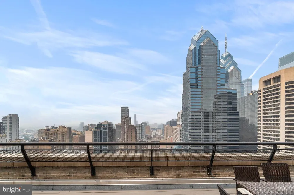 111 S 15TH STREET #2008 Philadelphia, PA 19102