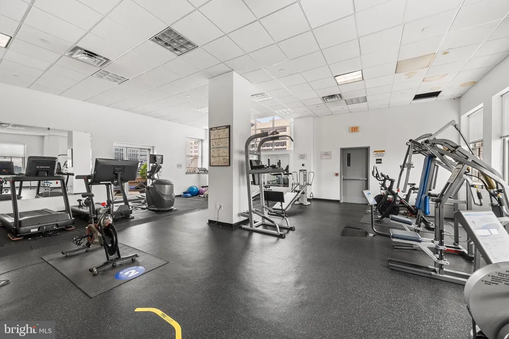 111 S 15TH STREET #2008 Philadelphia, PA 19102