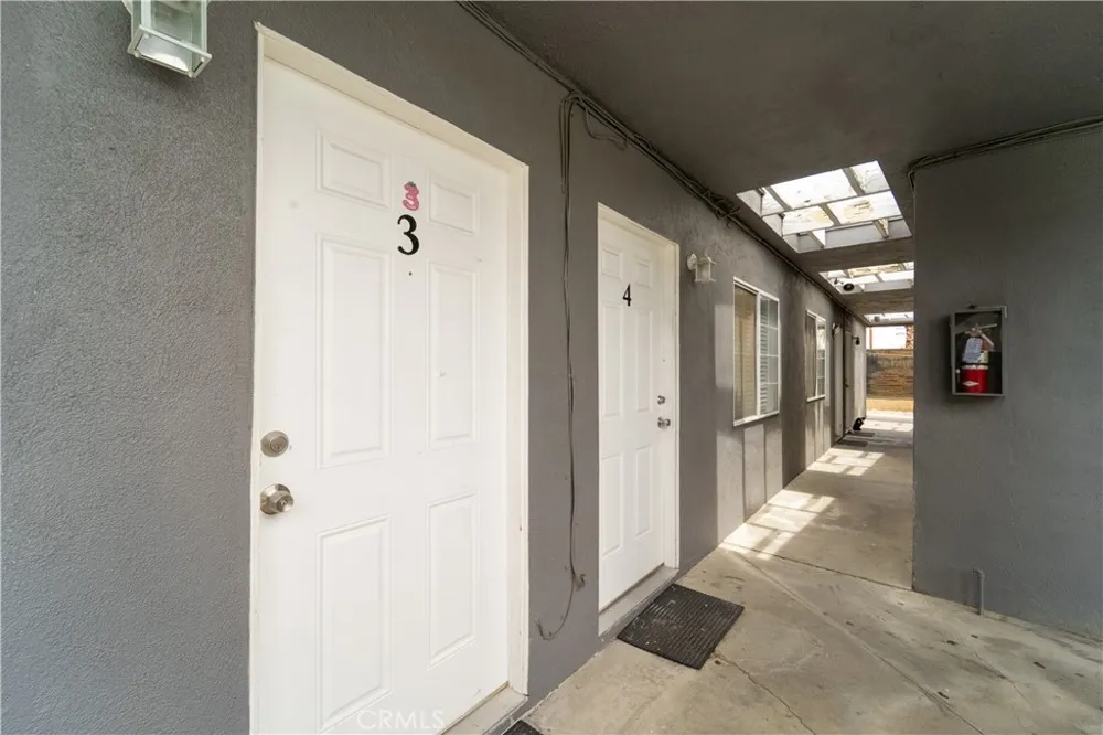 37250 Bankside Drive Cathedral City, CA 92234