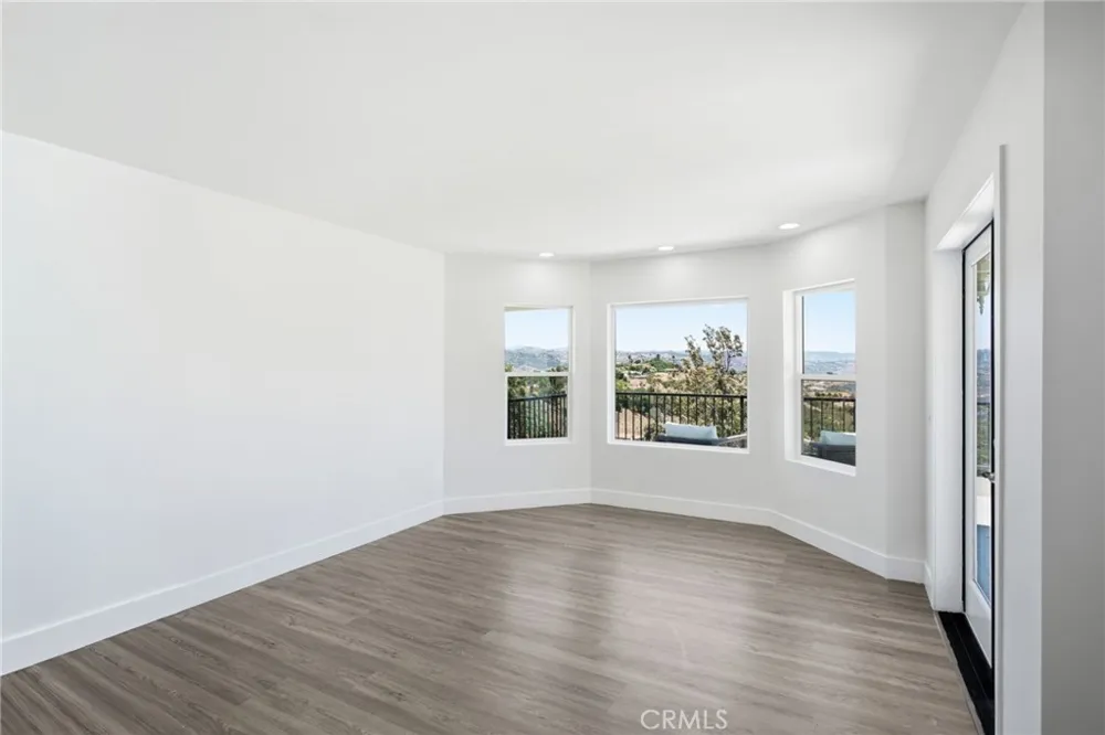 1094 Hillcrest View Lane Fallbrook, CA 92028